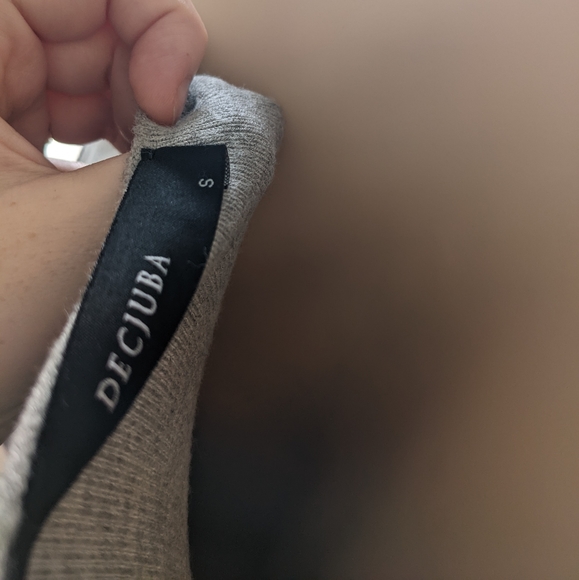 Decjuba Kori One Shoulder Knit Grey Sz S - Picture 4 of 4